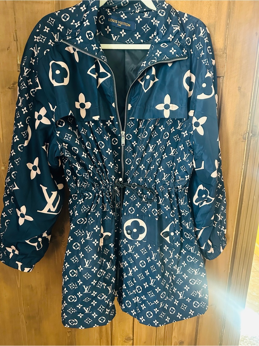 Designer Dupe windbreaker XL